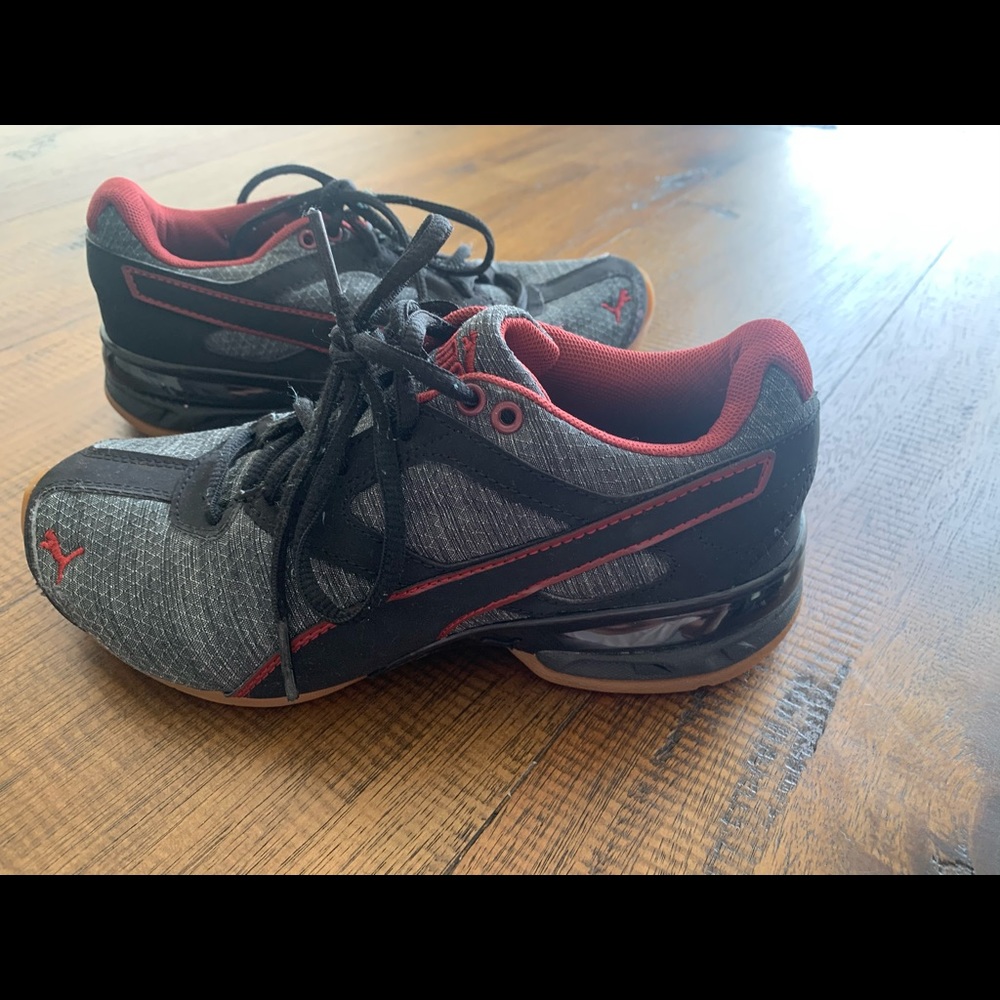Puma Boys size 3C Like New
